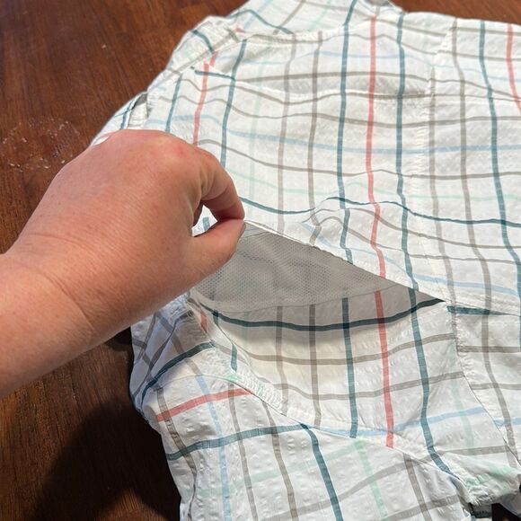 Columbia button down shirt S (5000D) - Picture 7 of 9